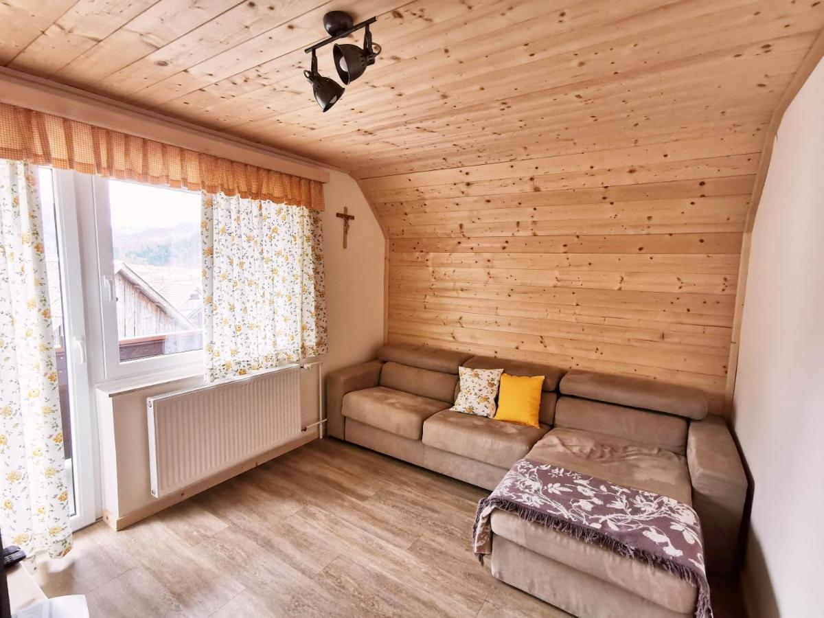 Apartmaji Pavc ボーヒニ エクステリア 写真